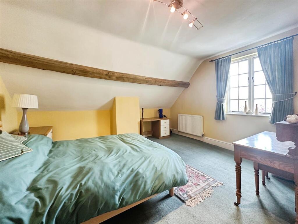 472bbd47--4D54-99F8-F25EE6A4047C-66306-00001570EC2