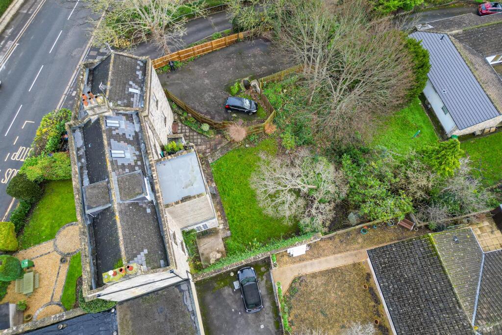 Garden Flat, 63 Newbridge Hill, Newbridge, Bath BA