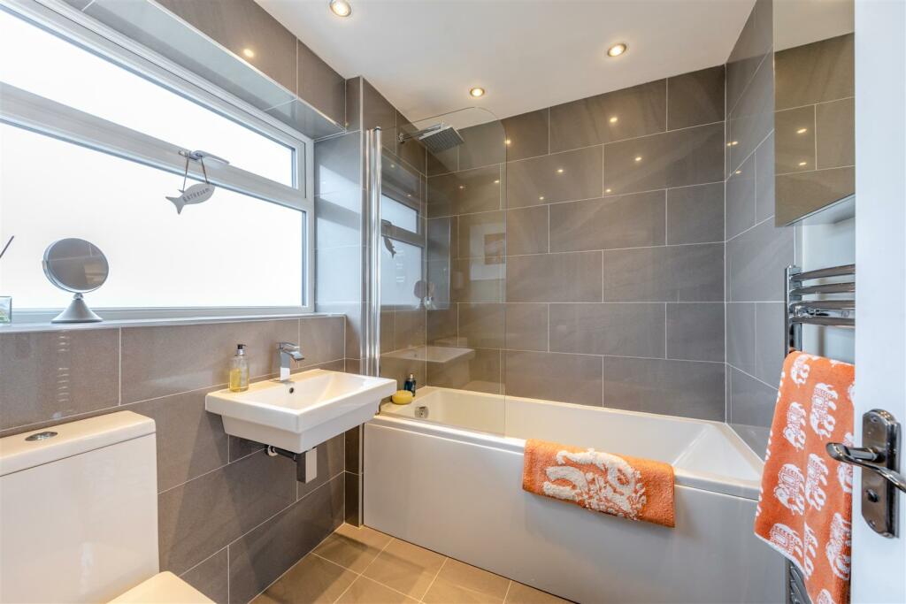 8543593-interior03.jpg