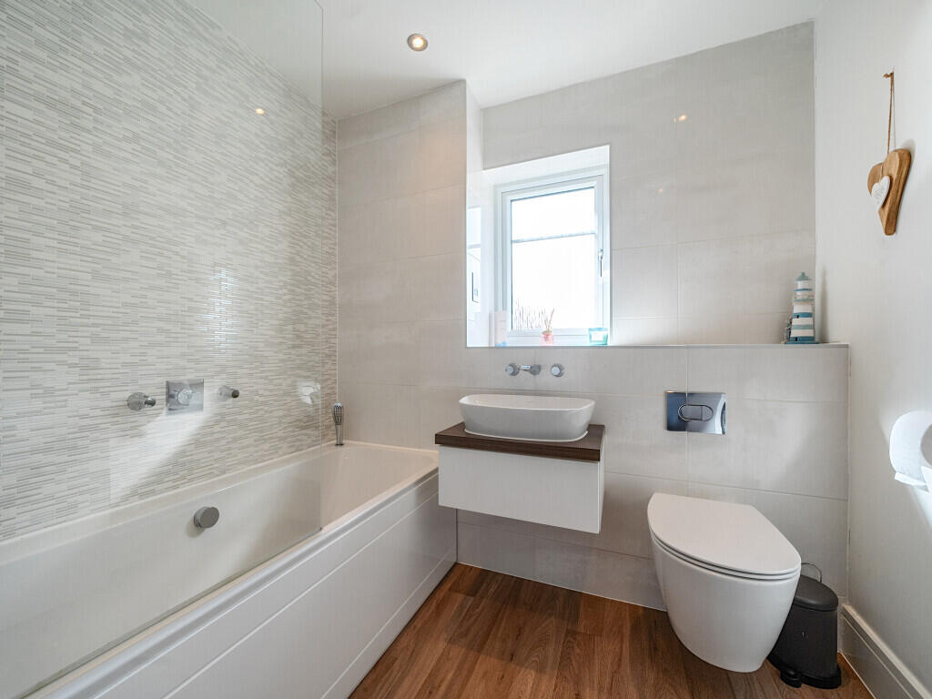 1345741-11-68b026...