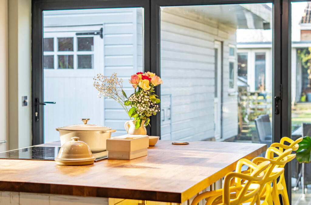 1385683-14-692f15...