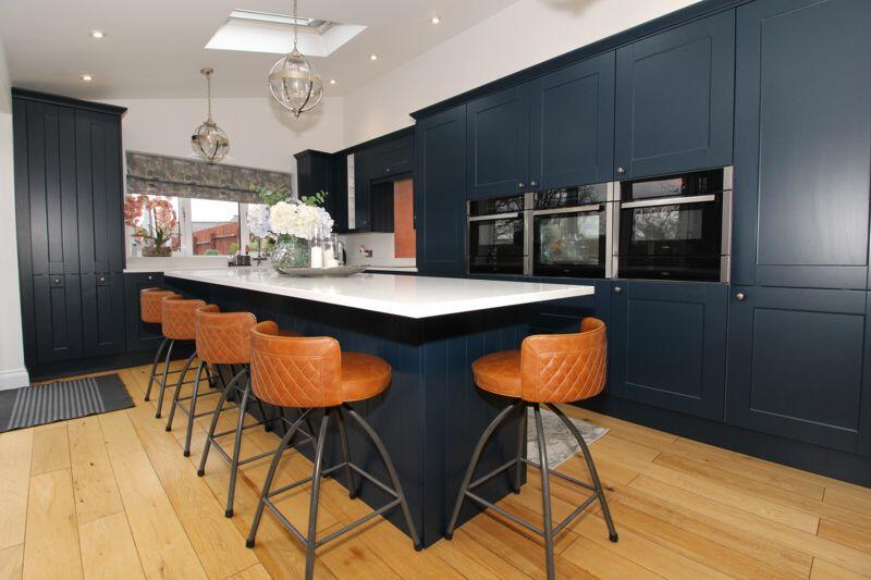 Breakfast Bar