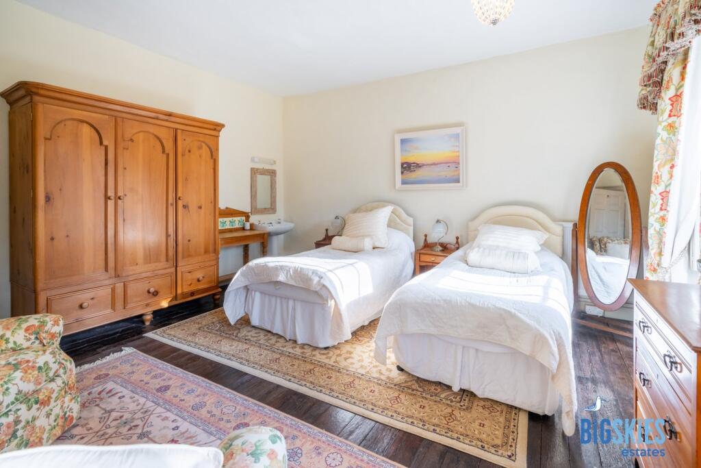 Frist Floor Bedroom 3