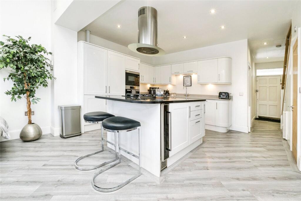 Kitchen Living Area