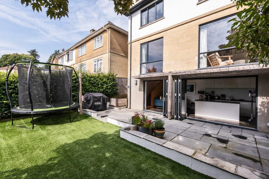 21 West View Road, Batheaston BA1 7PN-13.jpg