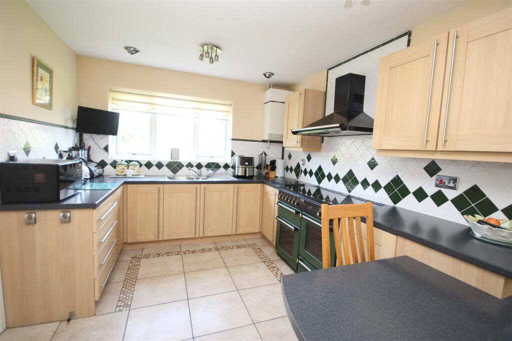 Kitchen/Breakfast Room