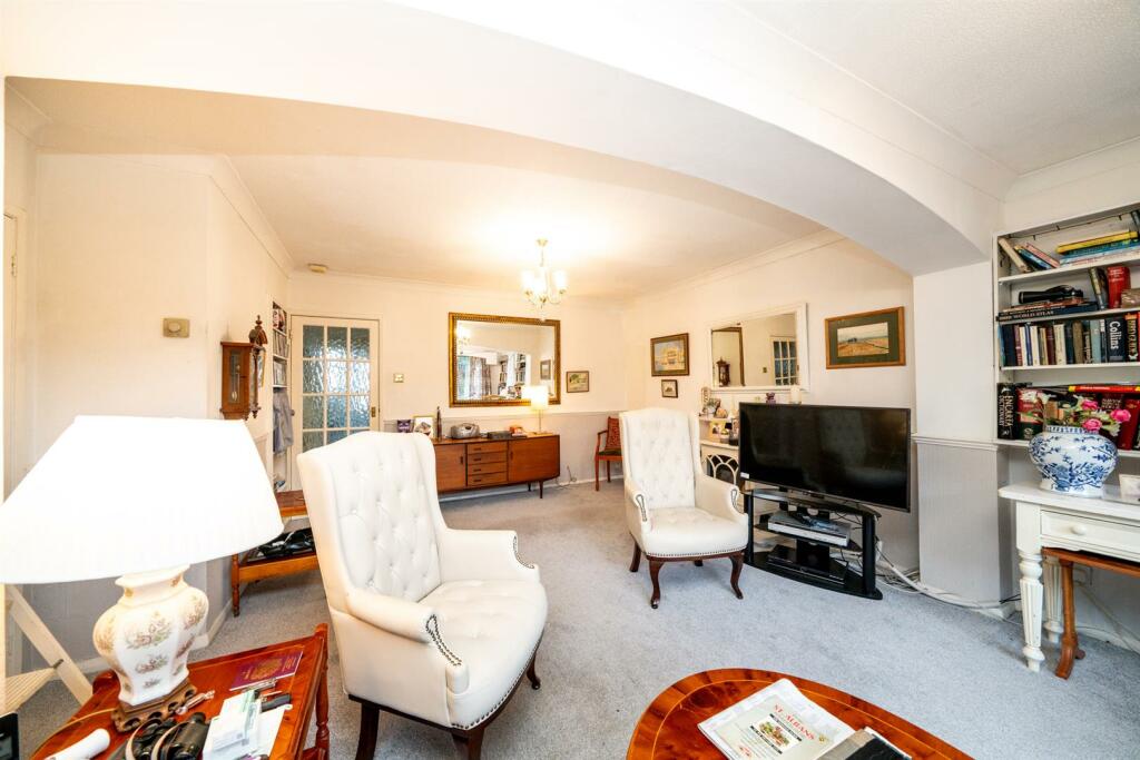 40-Toulmin-Drive-1002.jpg
