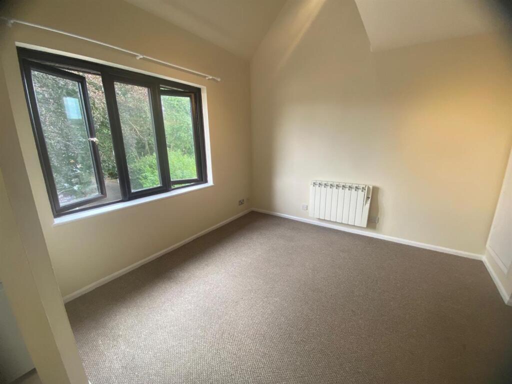 WhatsApp Image 2025-07-14 at 16.31.49 (7).jpeg