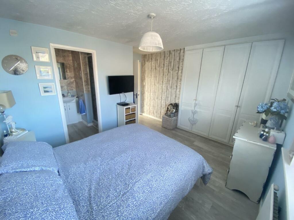 IMG_0561 (Large).JPG