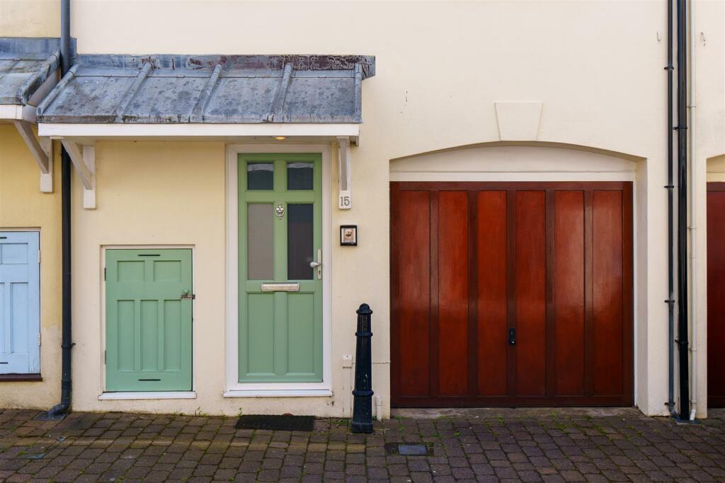 15 Oxford Mews-25.jpg