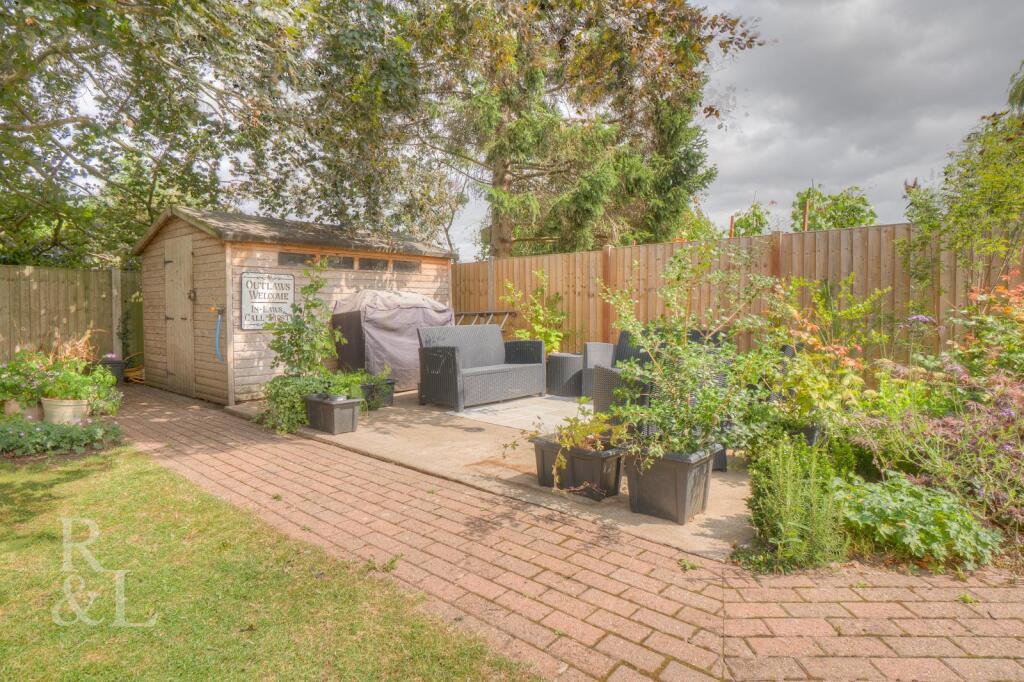 Ashley Crescent  (12).jpg