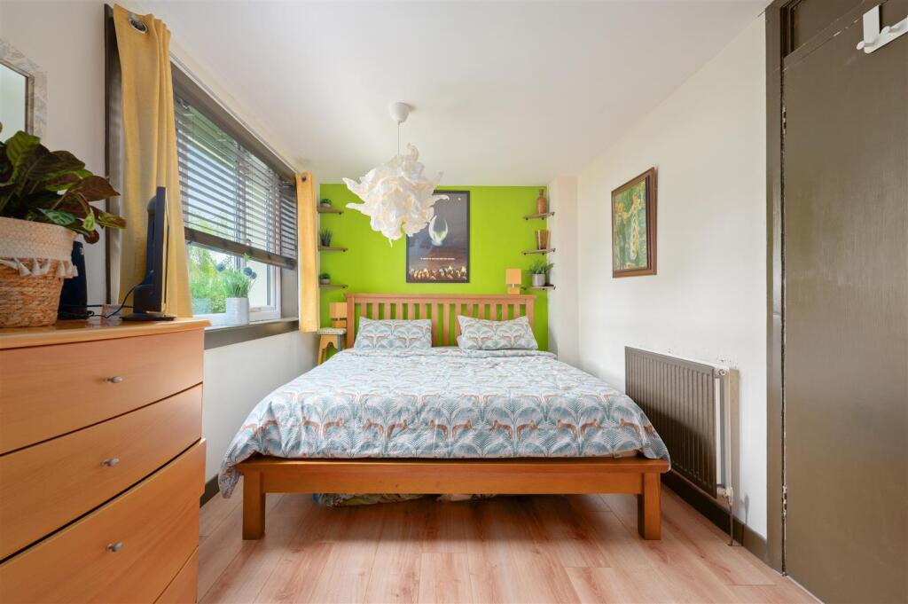 5 Forker Avenue 009.JPG