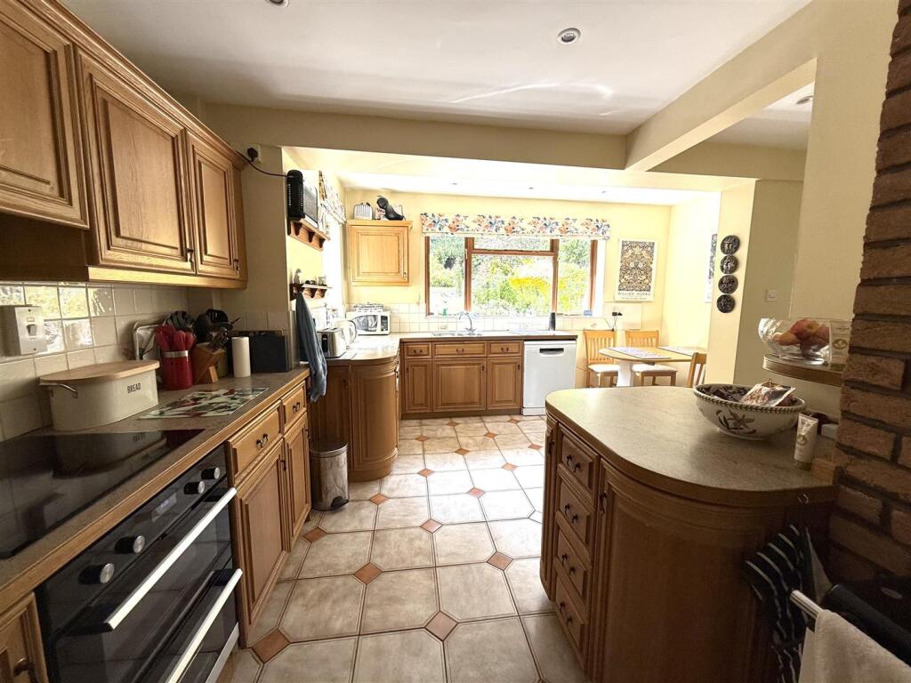 6 the pingle kit.jpeg