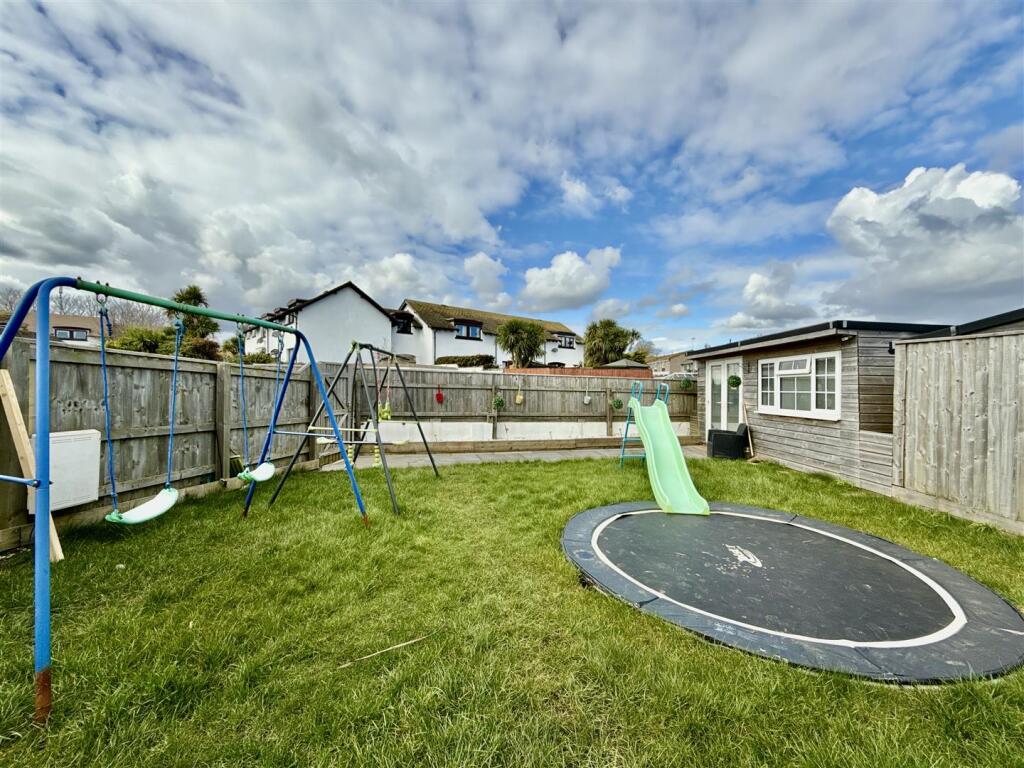 Front Garden &amp; Studio.JPG