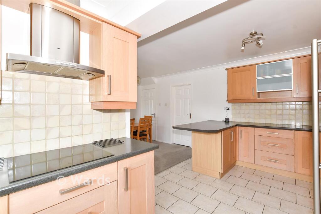 Kitchen/Breakfast Area