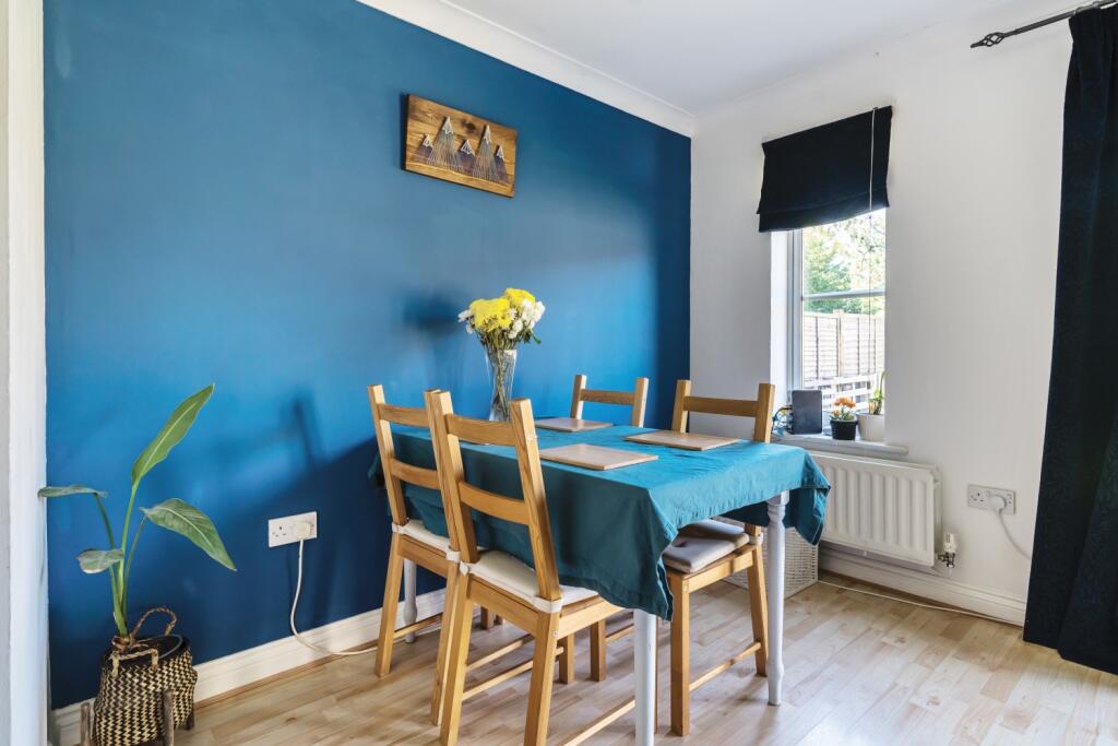 Living room - dining area