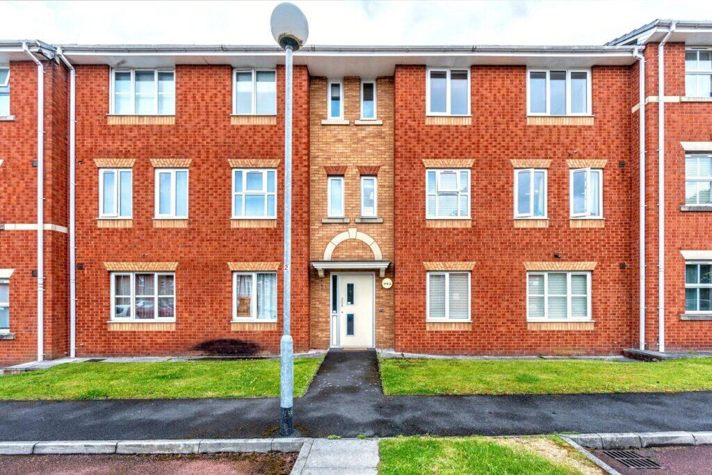 Rochdale Road - Exterior