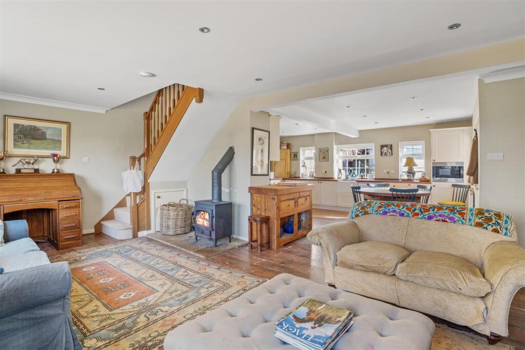 Dining   Kitchen.jpg