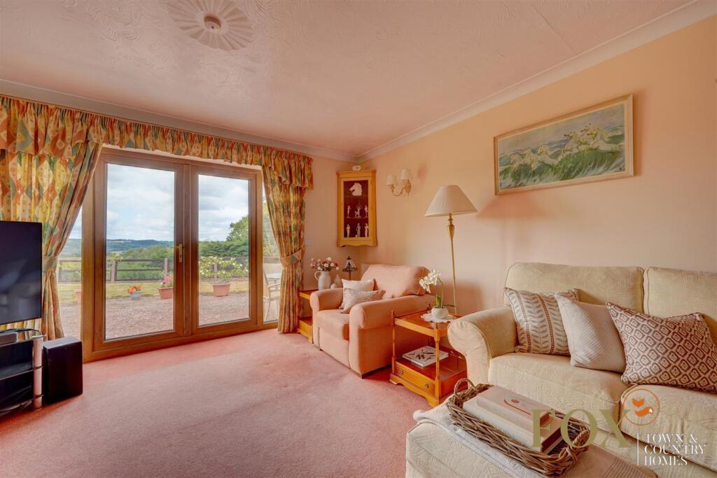 Valley Views (39).jpg