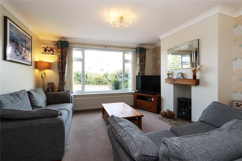 Living Room Pic 1