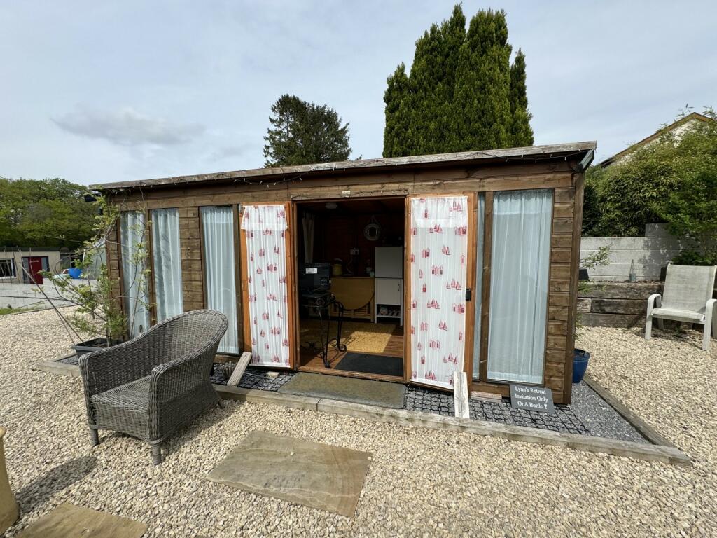Garden room