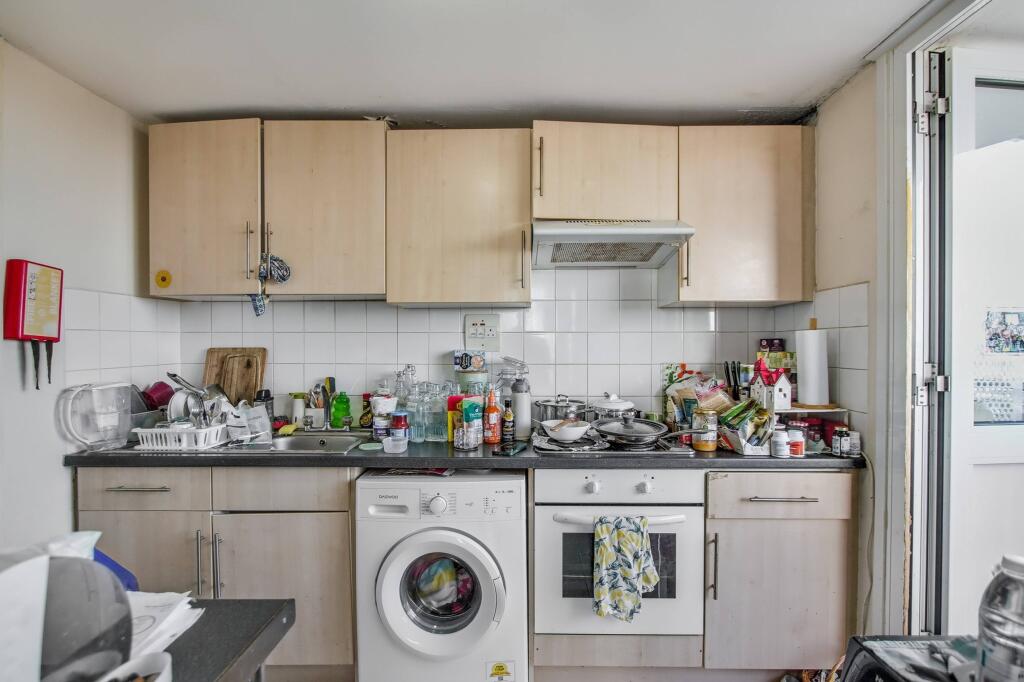 114 Jersey House, 2 Eastfield Road, Enfield, Middlesex, EN3 5UY