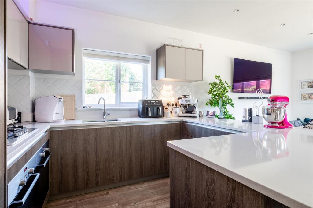 18 The Coppice-25.jpg