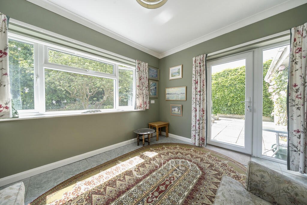 Sunroom / Utility
