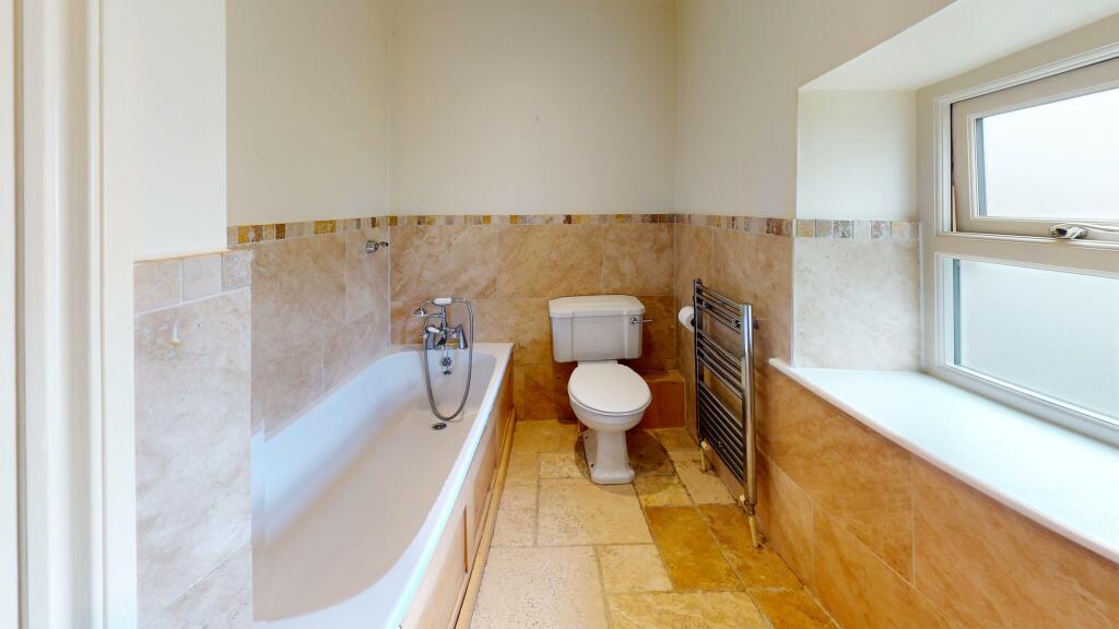 The-Homestead-Bathroom 1