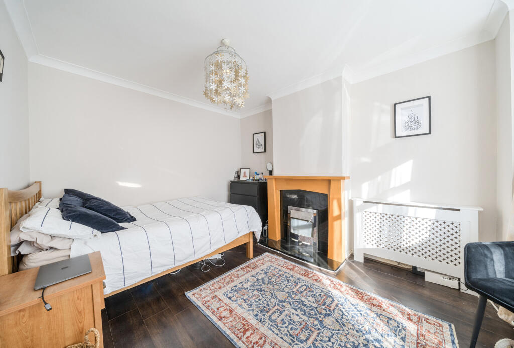 1350183-1-68bf1a6...