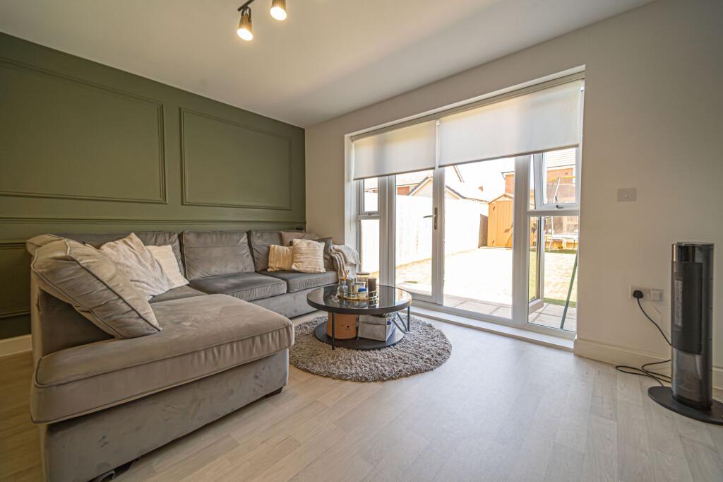 Living Room/Dining Room