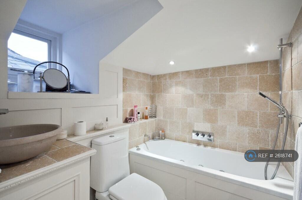 Top Floor Bathroom