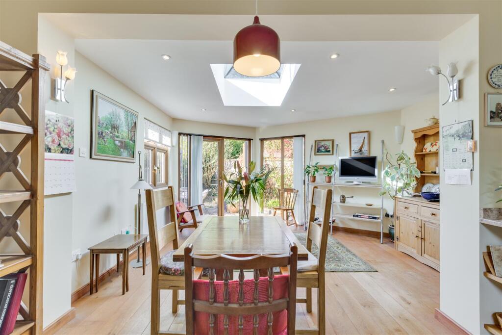 Souberie Avenue 38-30.jpg