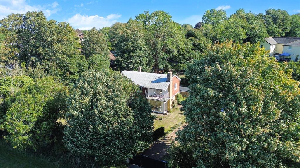 HILL HOUSE DRONE (1).jpg