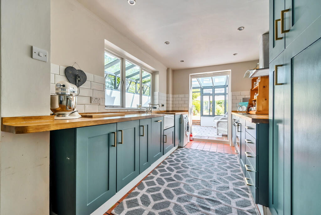 1317920-15-6867ec...