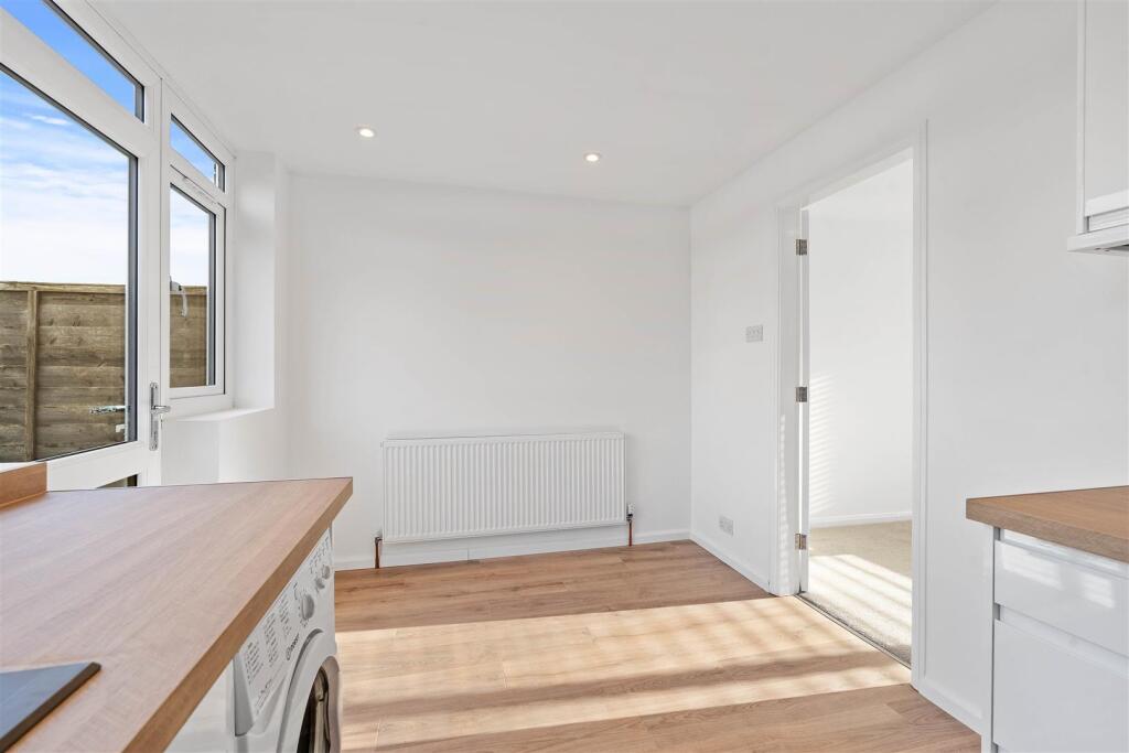 28 Blandford Drive (13 of 23).jpg
