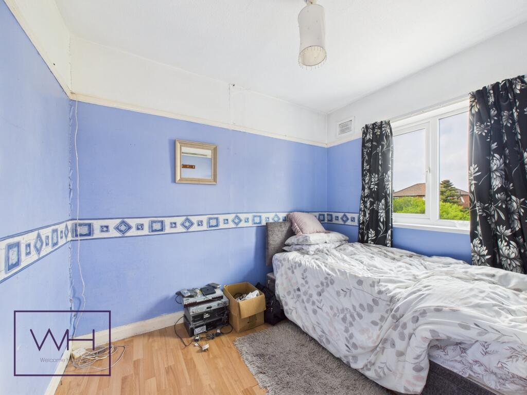 CAM03785G0-PR0267-ST