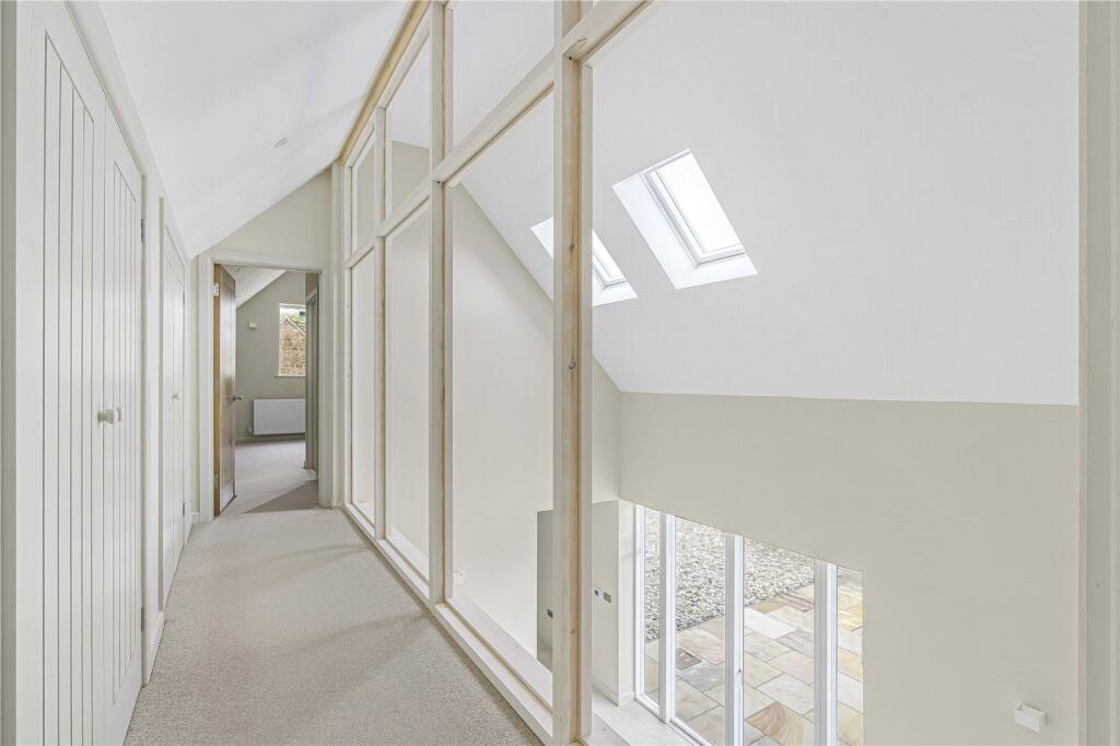 Vaulted Landing