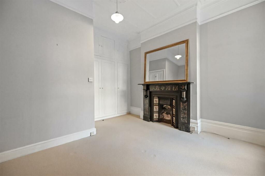 RCFB- 128 Addison Gardens - BedroomA3 (1).JPG