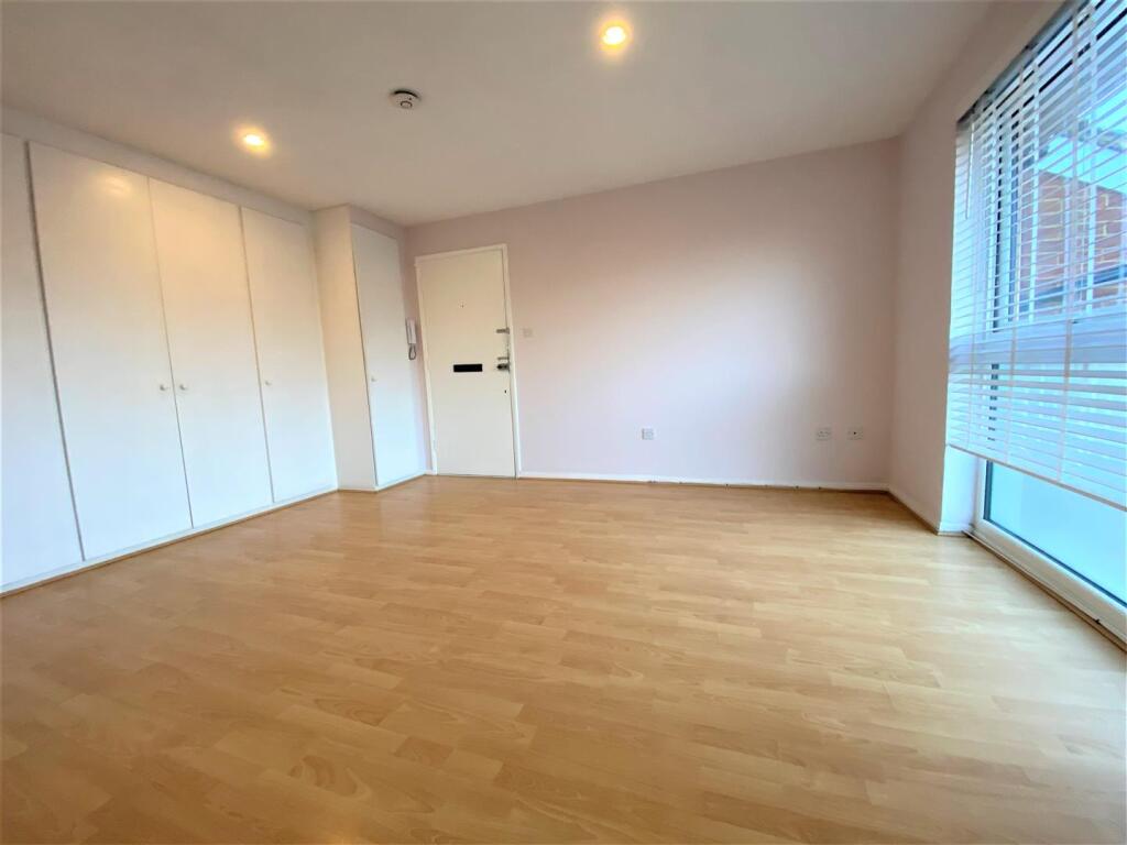 LIVING AREA.jpg