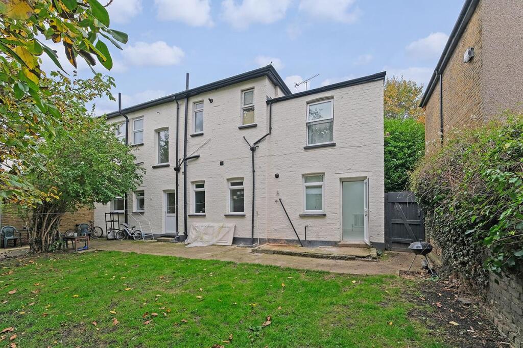 57b Norfolk Road-17.jpg
