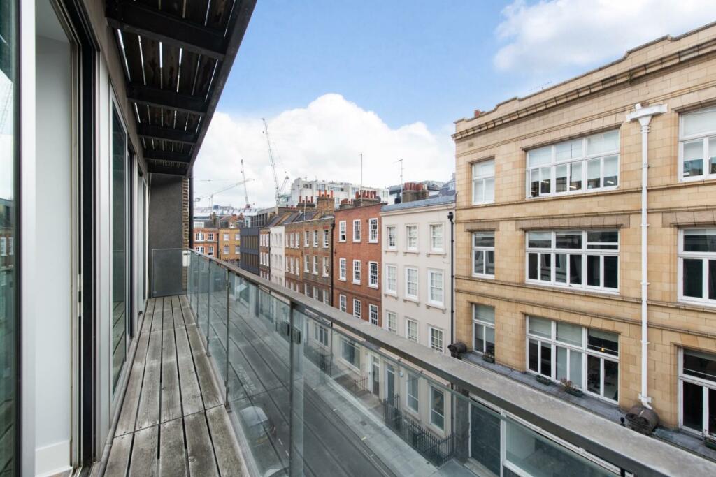 BALCONY 1.jpg