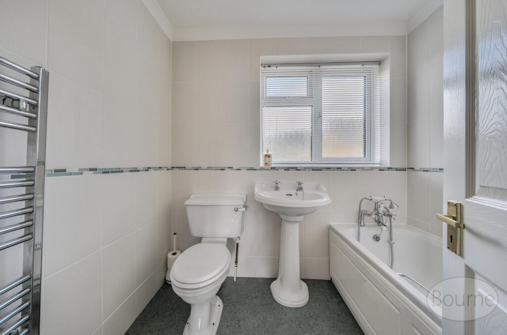 f0ca590b-cb7f-455...