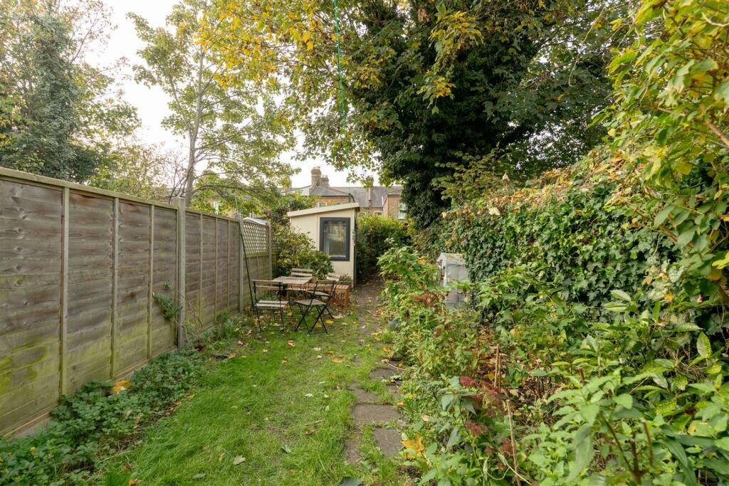 Carr Road E17