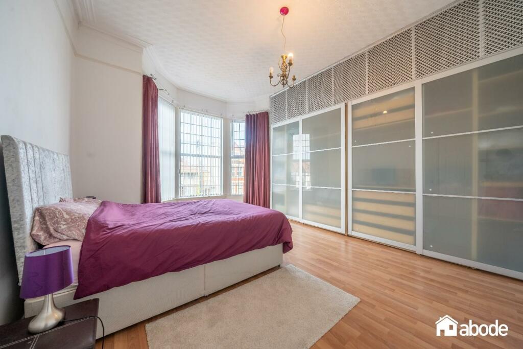 44 Brooke Road West (9 of 24).jpg