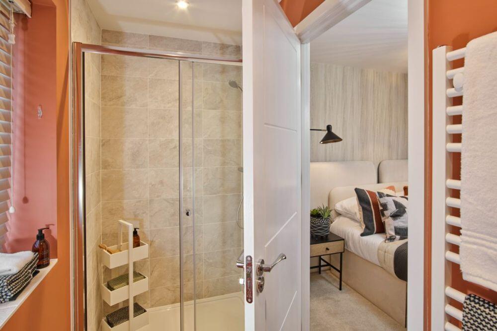 8 Crest Nicholson at Branston Locks The Chesham Internals En Suite