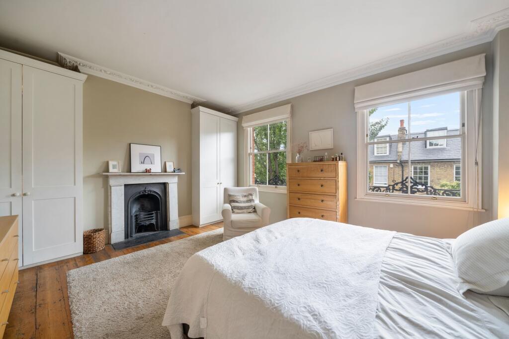 First Floor Bedroom (North)