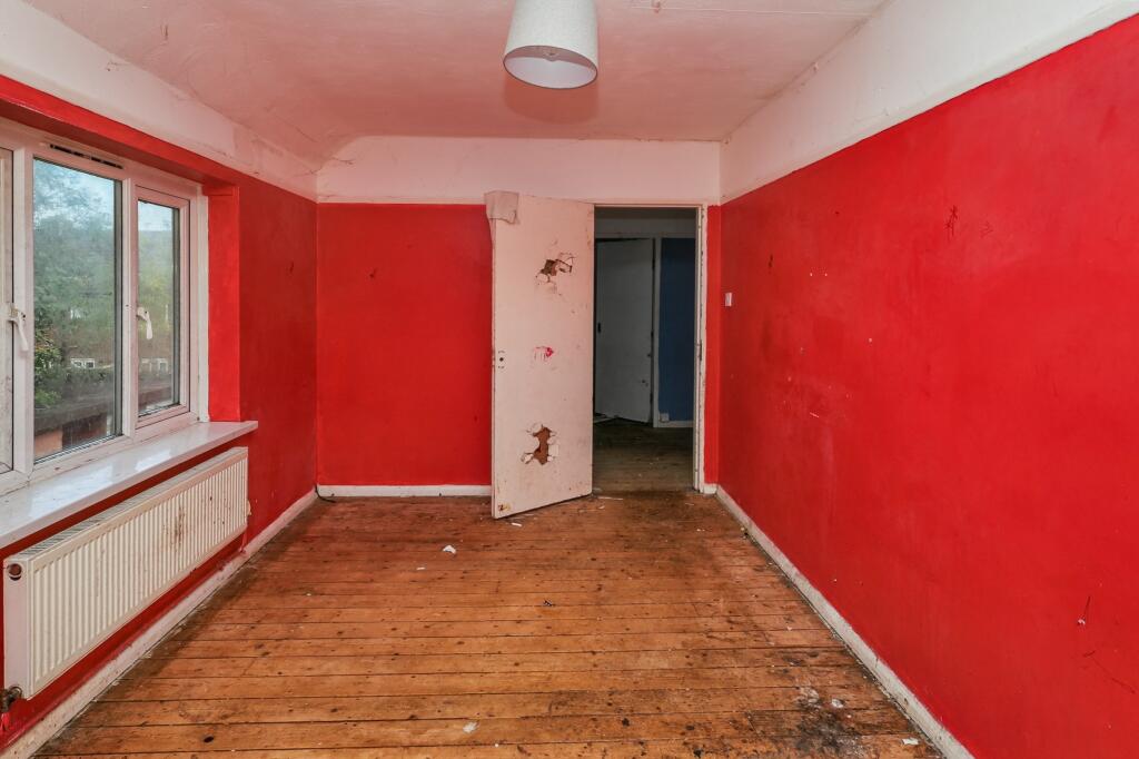 Flat A, 1 Moss Drive, Vange, Basildon, Essex, SS16 4RZ