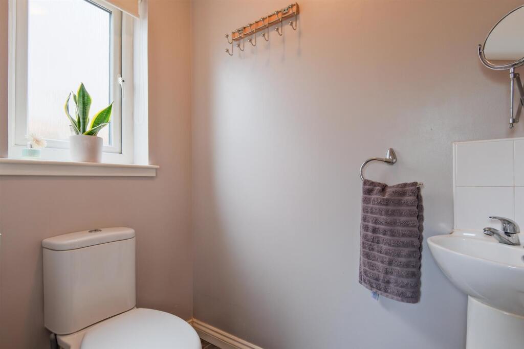 009-89 Bluebell Wynd, Wishaw, ML2 0PP.jpg