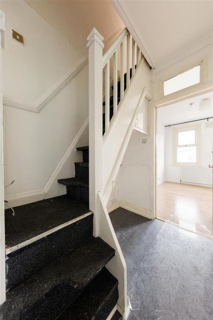 Ramsay Road, E7